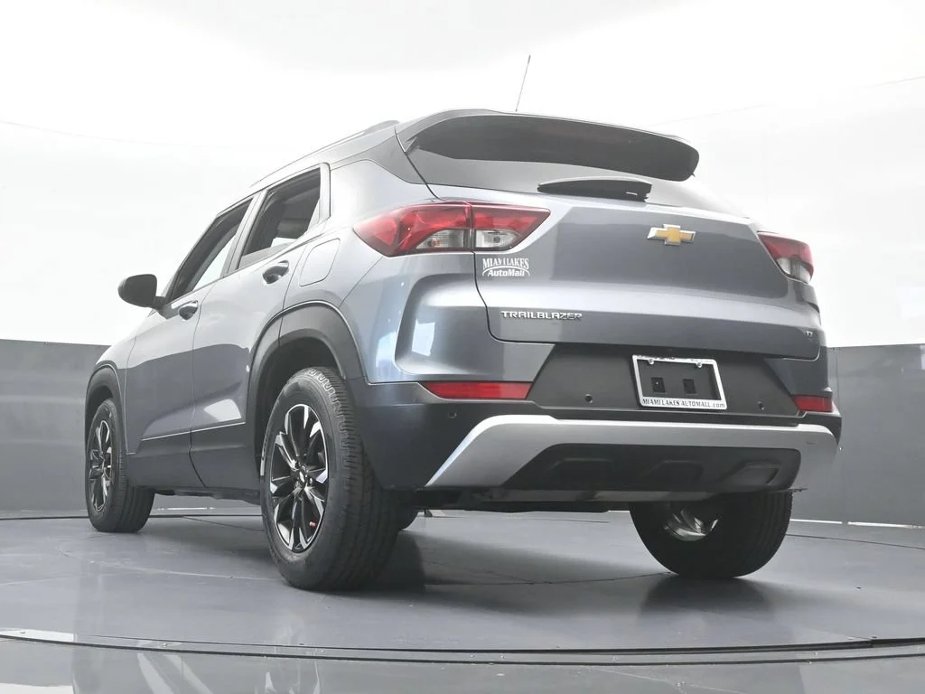 Used 2021 Satin Steel Metallic Chevrolet LT image 54