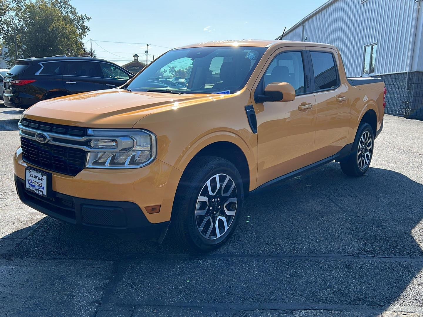 Used 2023 Cyber Orange Metallic Tri-Coat Ford LARIAT image 18