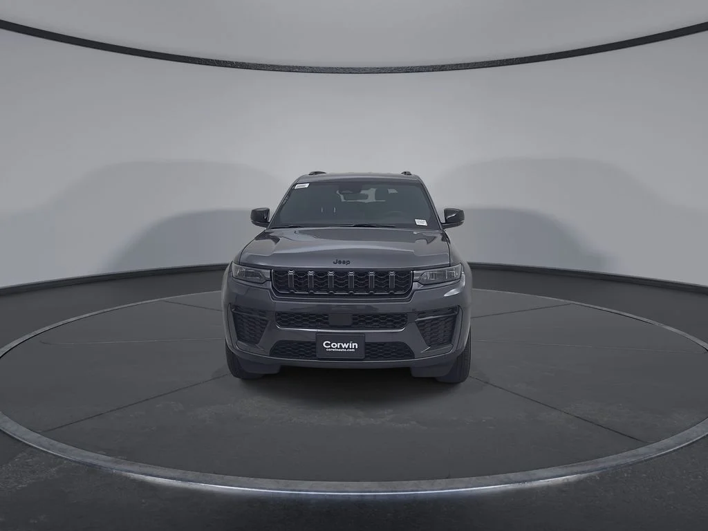 New 2026 Baltic Gray Metallic Clearcoat Jeep Altitude image 5