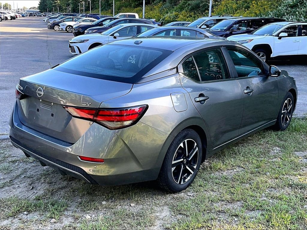 Used 2024 Gray Nissan SV image 6