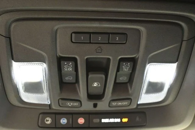 Used 2023 Black Chevrolet High Country image 39