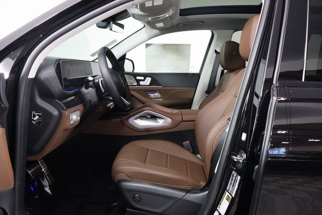 New 2026 Obsidian Black Metallic Mercedes-Benz GLS 450 image 5