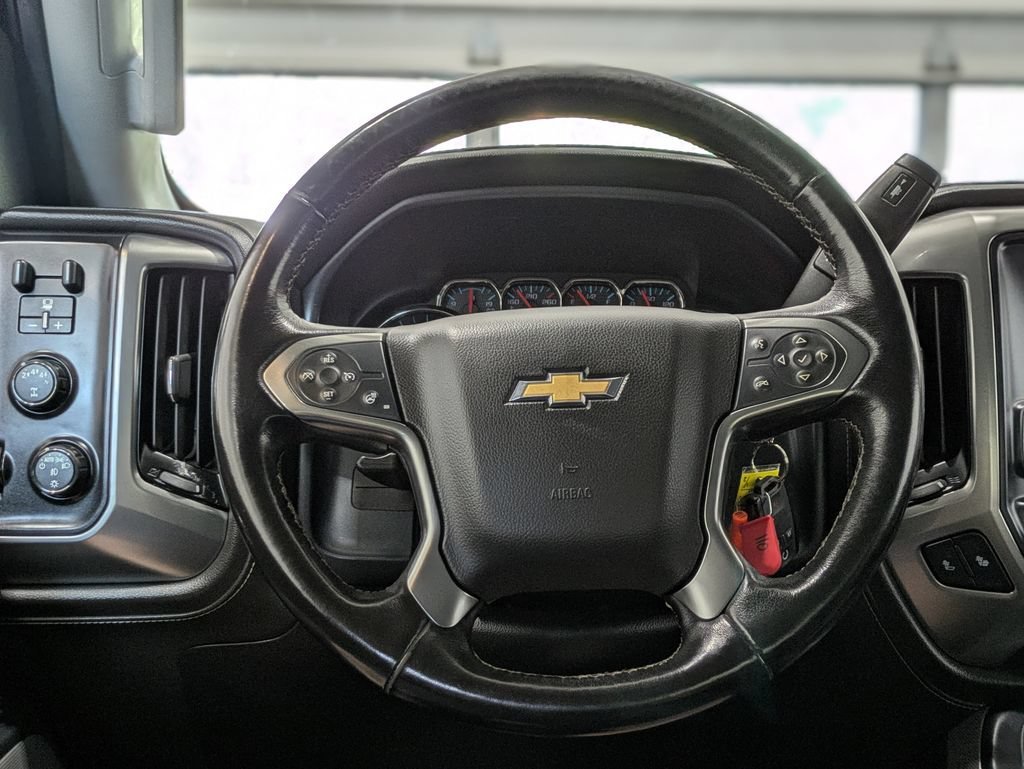 Used 2019 BLACK Chevrolet LTZ image 27