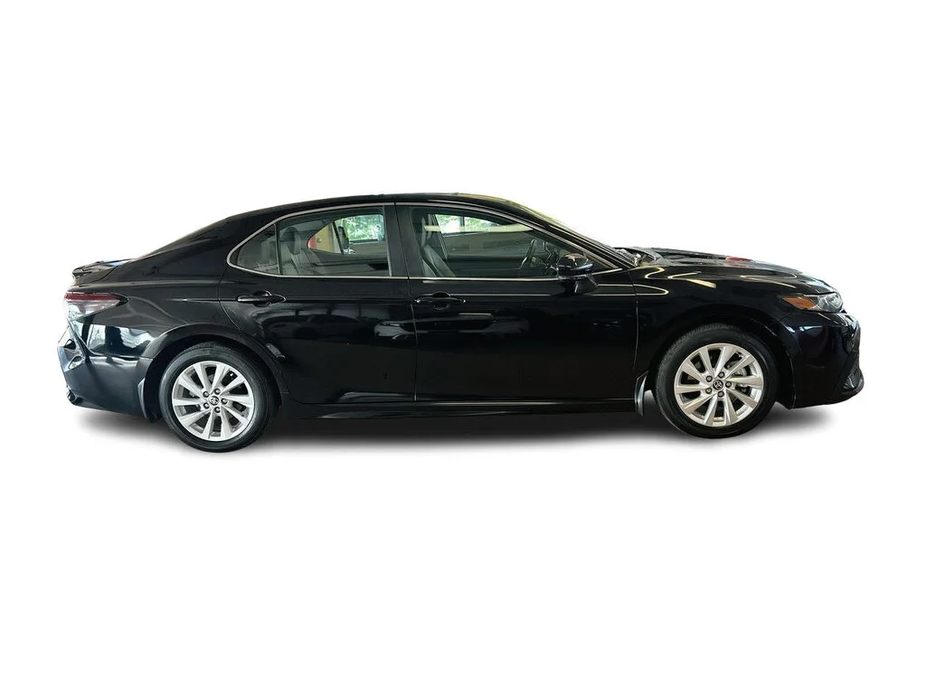Used 2024 Midnight Black Metallic Toyota SE Dilawri Certified   Local BC   Well Maintained image 16