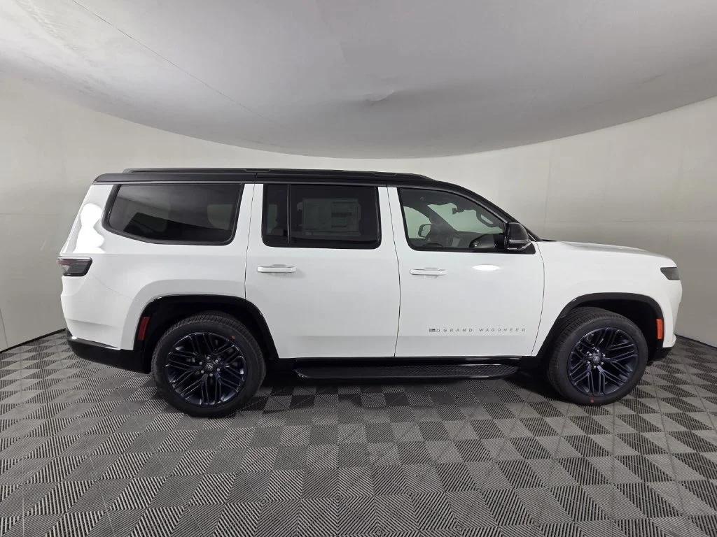 New 2026 Bright White Clear-Coat Exterior Paint Jeep 85th Anniversary image 5