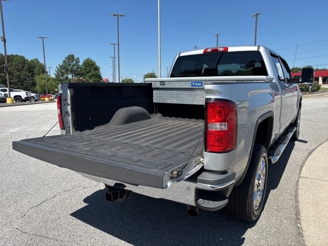 Used 2017 Quicksilver Metallic GMC SLT image 9