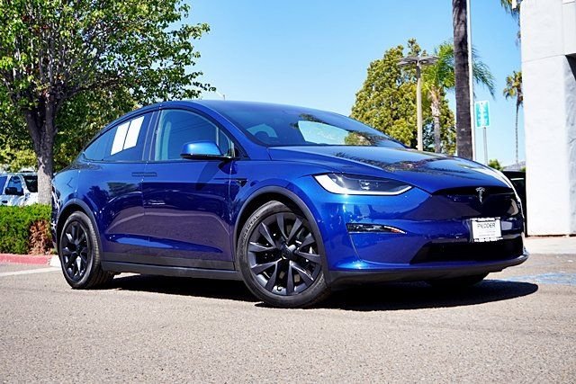 Used 2023 Blue Tesla Base image 1