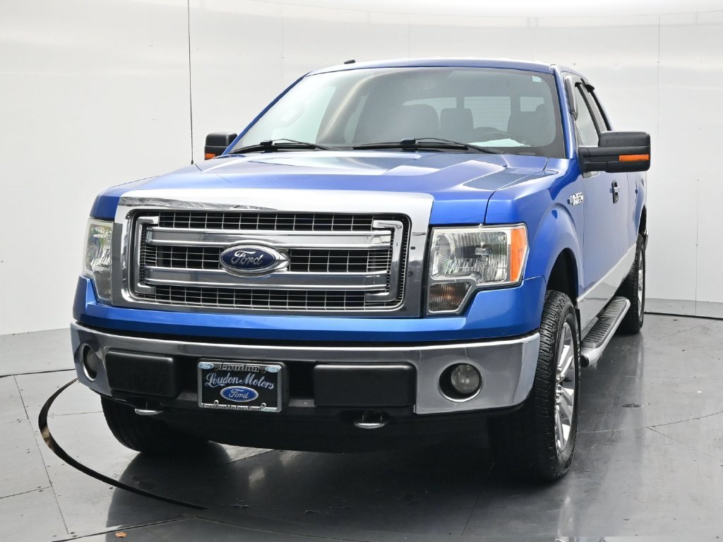 Used 2013 Blue Flame Metallic Ford XLT image 2