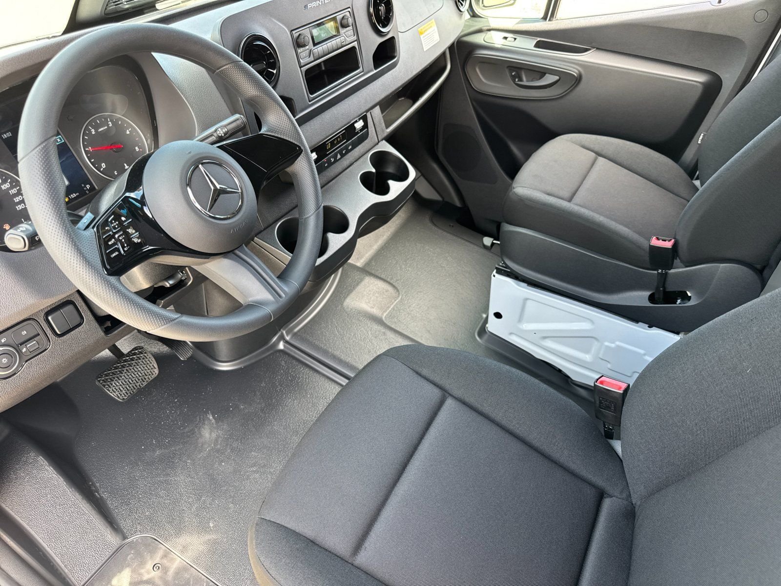 New 2026 Arctic White Mercedes-Benz  image 13