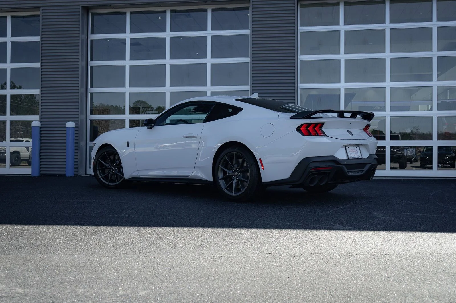 2025 Ford Mustang Dark Horse - Photo 39