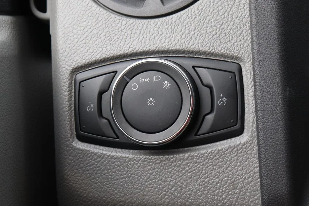 Used 2024 Oxford White Ford Base image 25