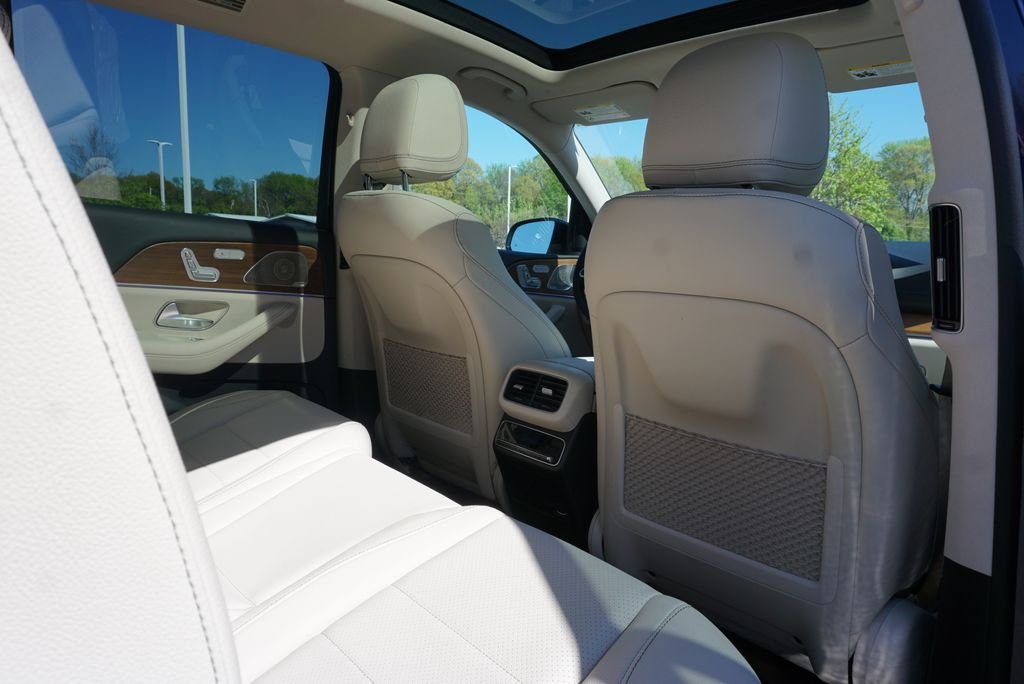 Certified Used 2022  Mercedes-Benz GLS 450 image 44