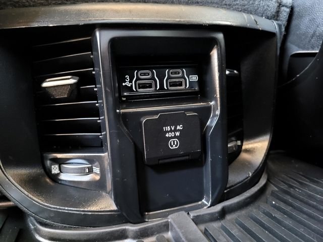 Used 2019 Blue Ram Laramie image 13
