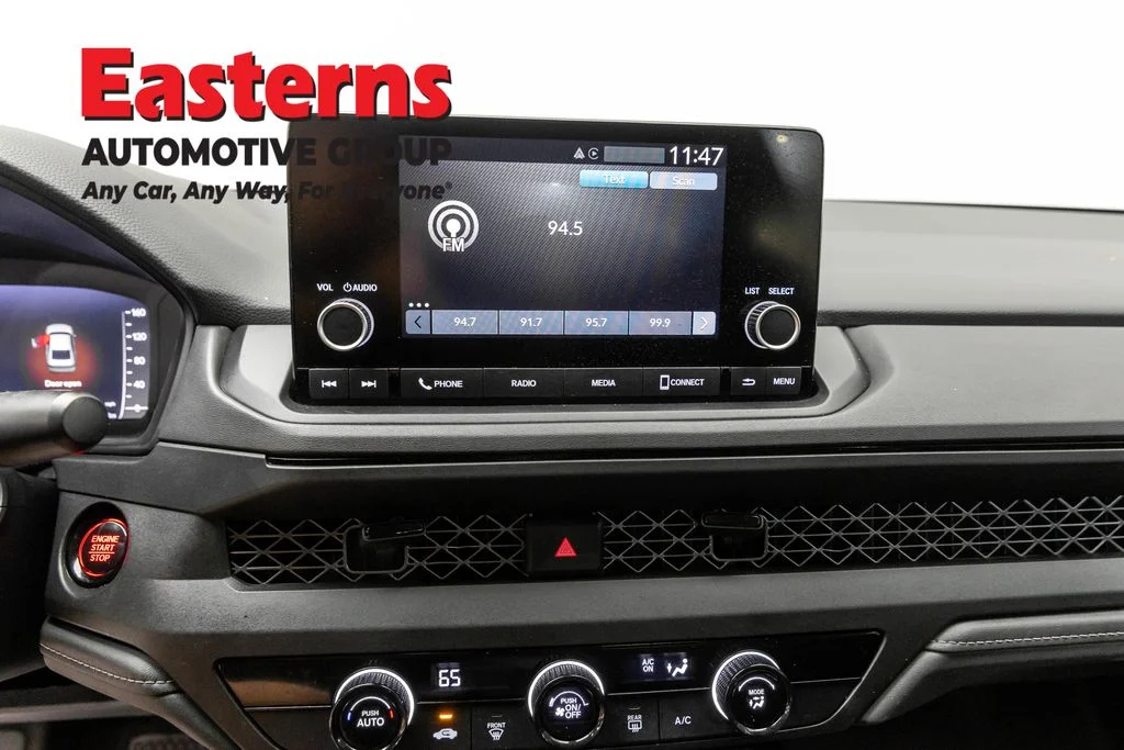Used 2024 White Honda LX image 12