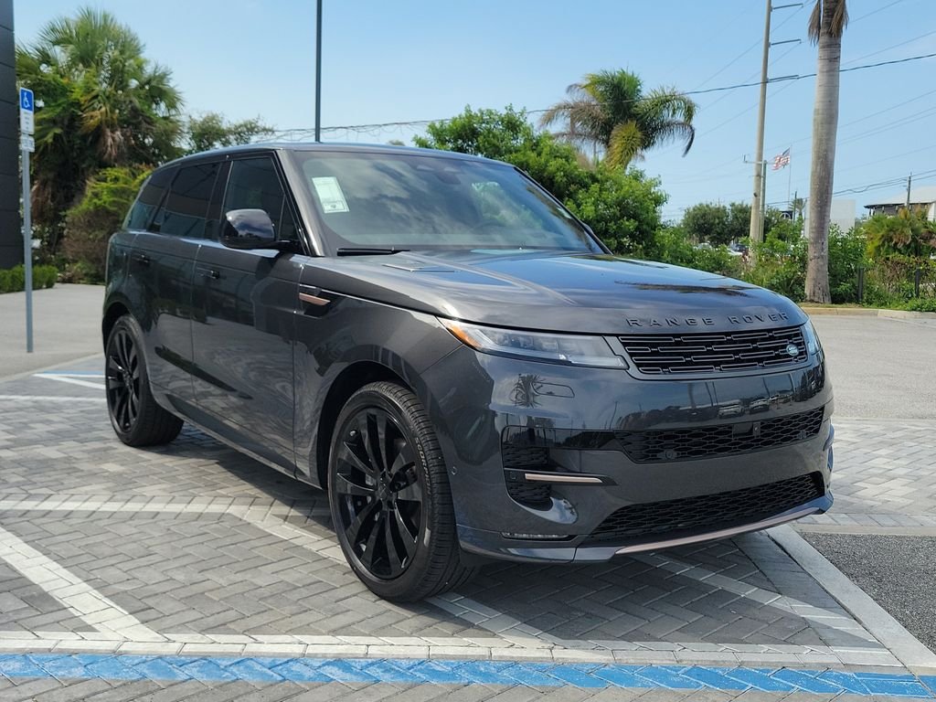 New 2026 Carpathian Grey Land Rover Dynamic SE image 7