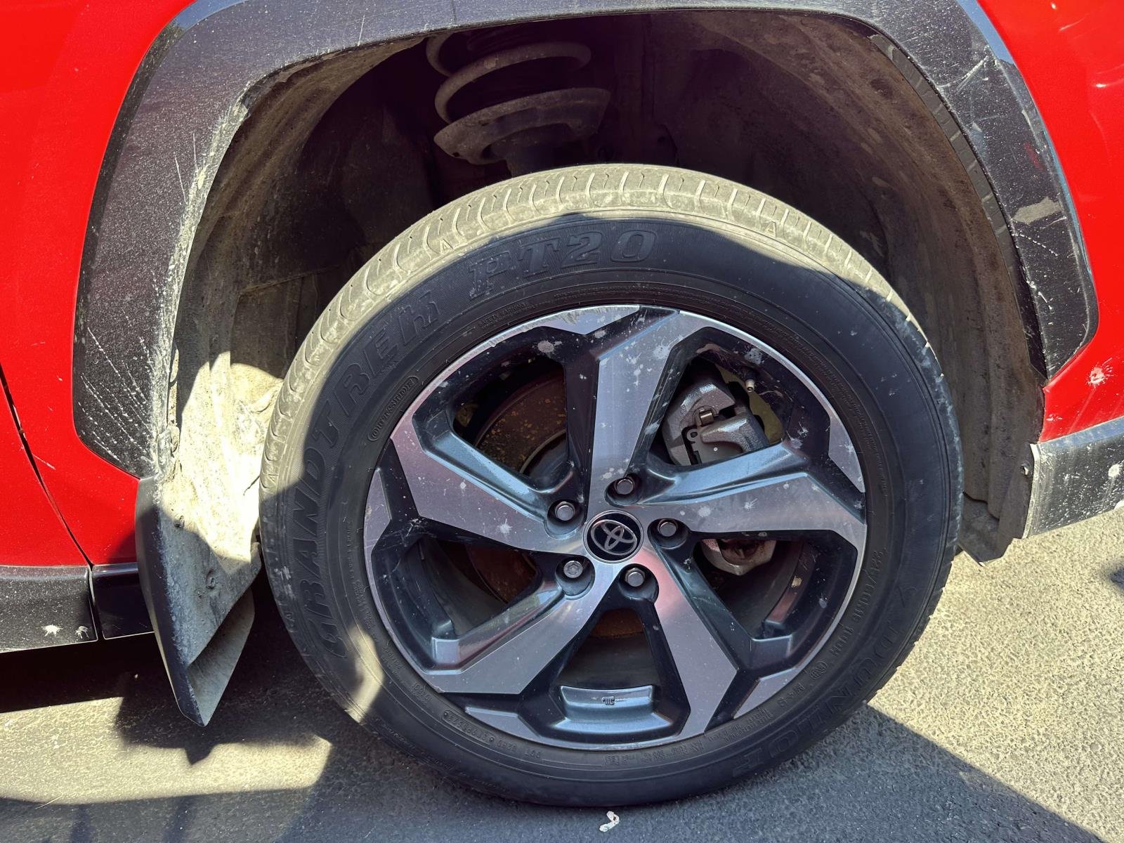 2023 Toyota RAV4 SE - Photo 6