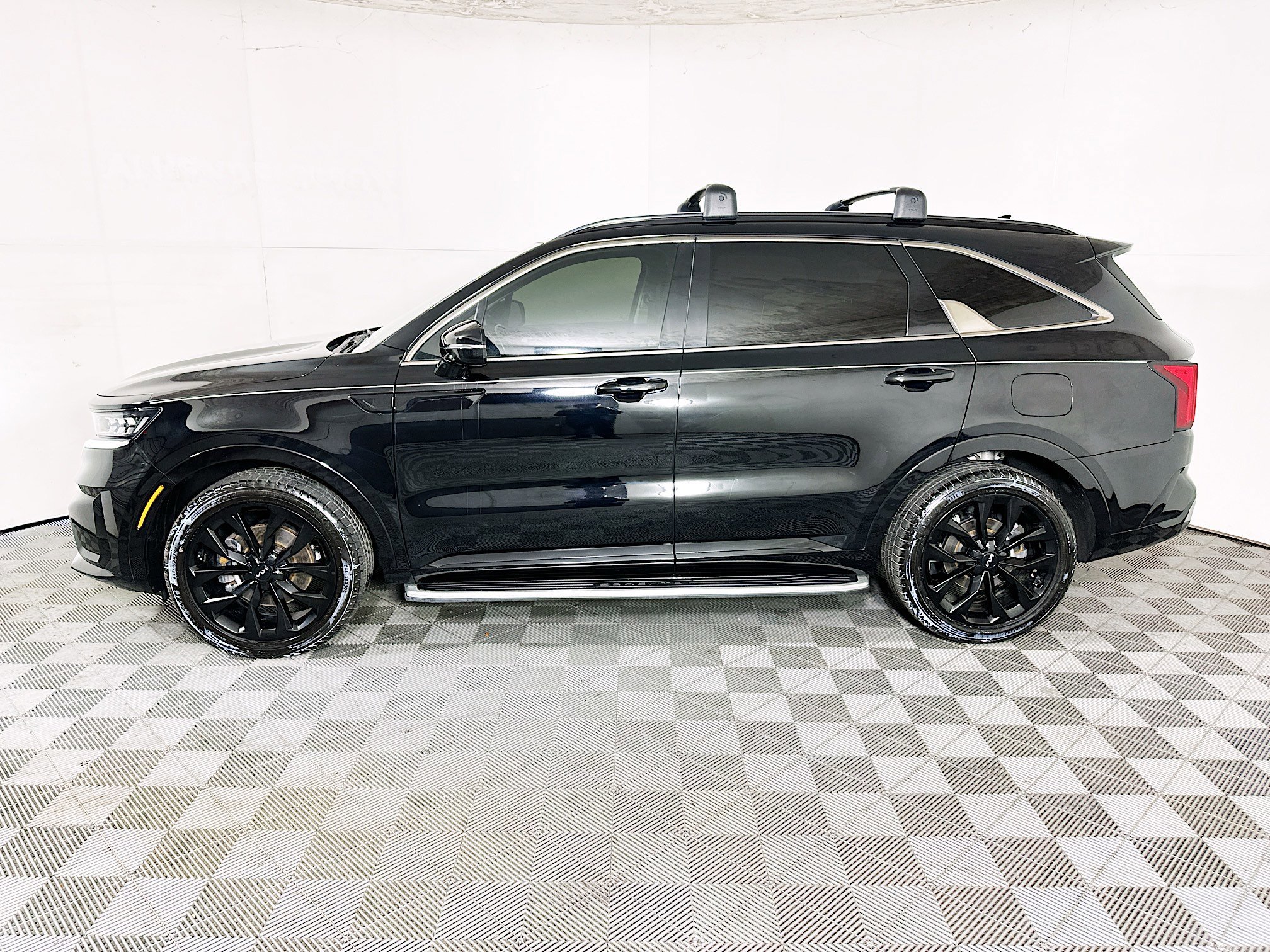 Used 2022 Ebony Black Kia SX image 6