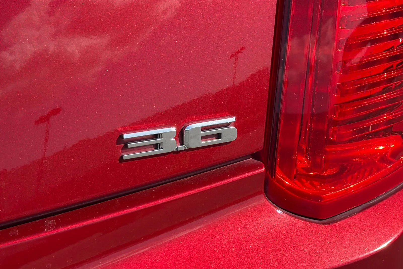 Used 2014 Red Cadillac 3.6L Luxury image 42