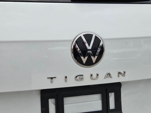 Certified Used 2024 Silver Volkswagen 2.0T SE image 10