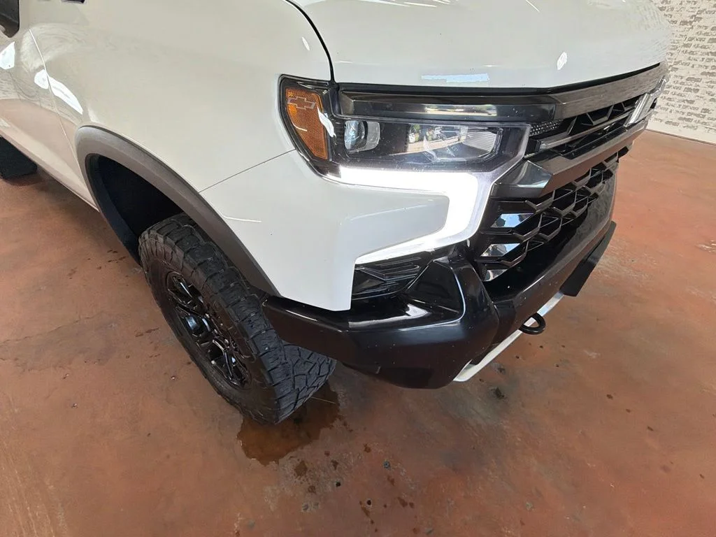 Used 2024 Summit White Chevrolet ZR2 image 9