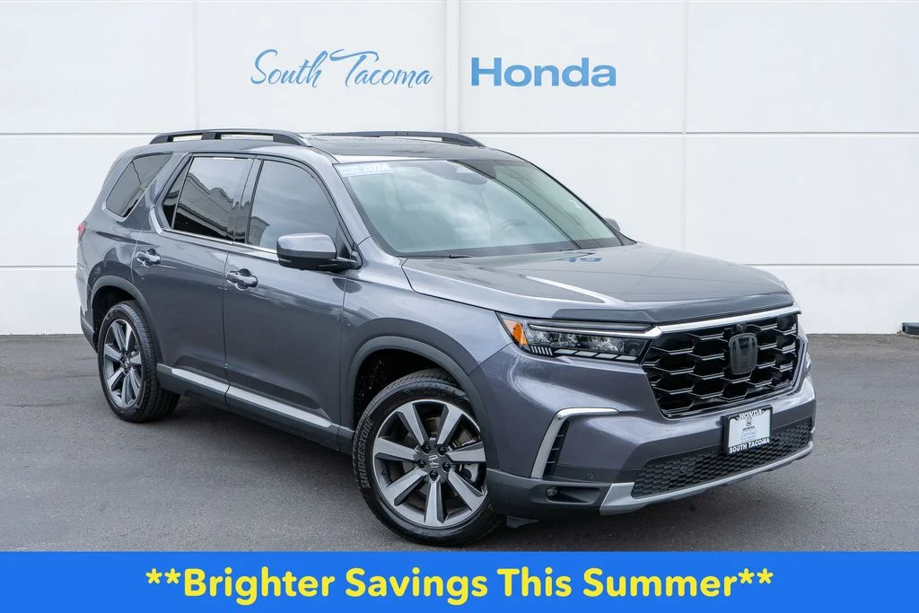 Certified Used 2024 Modern Steel Metallic Honda AWD ELITE image 1
