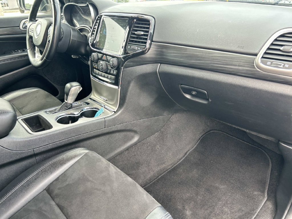 Certified Used 2021 Gray Clearcoat Jeep Laredo X image 22
