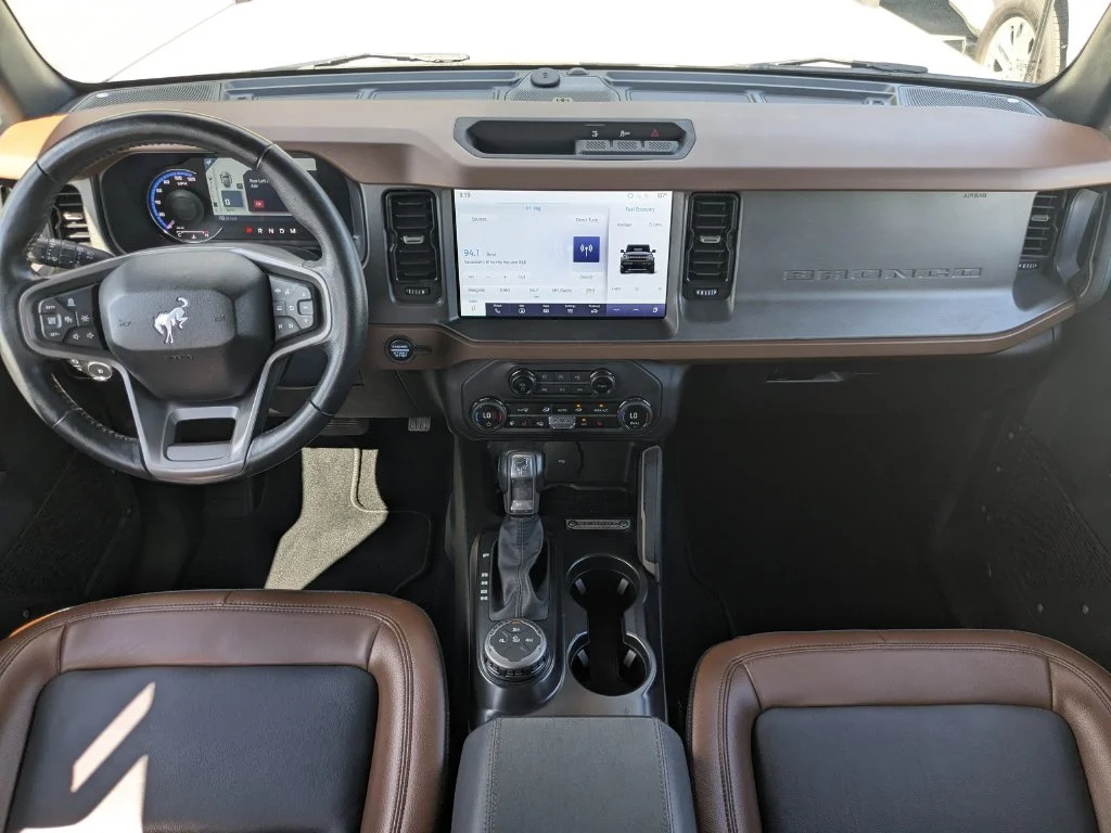 Used 2024 Cactus Green / Gray Ford Outer Banks image 15