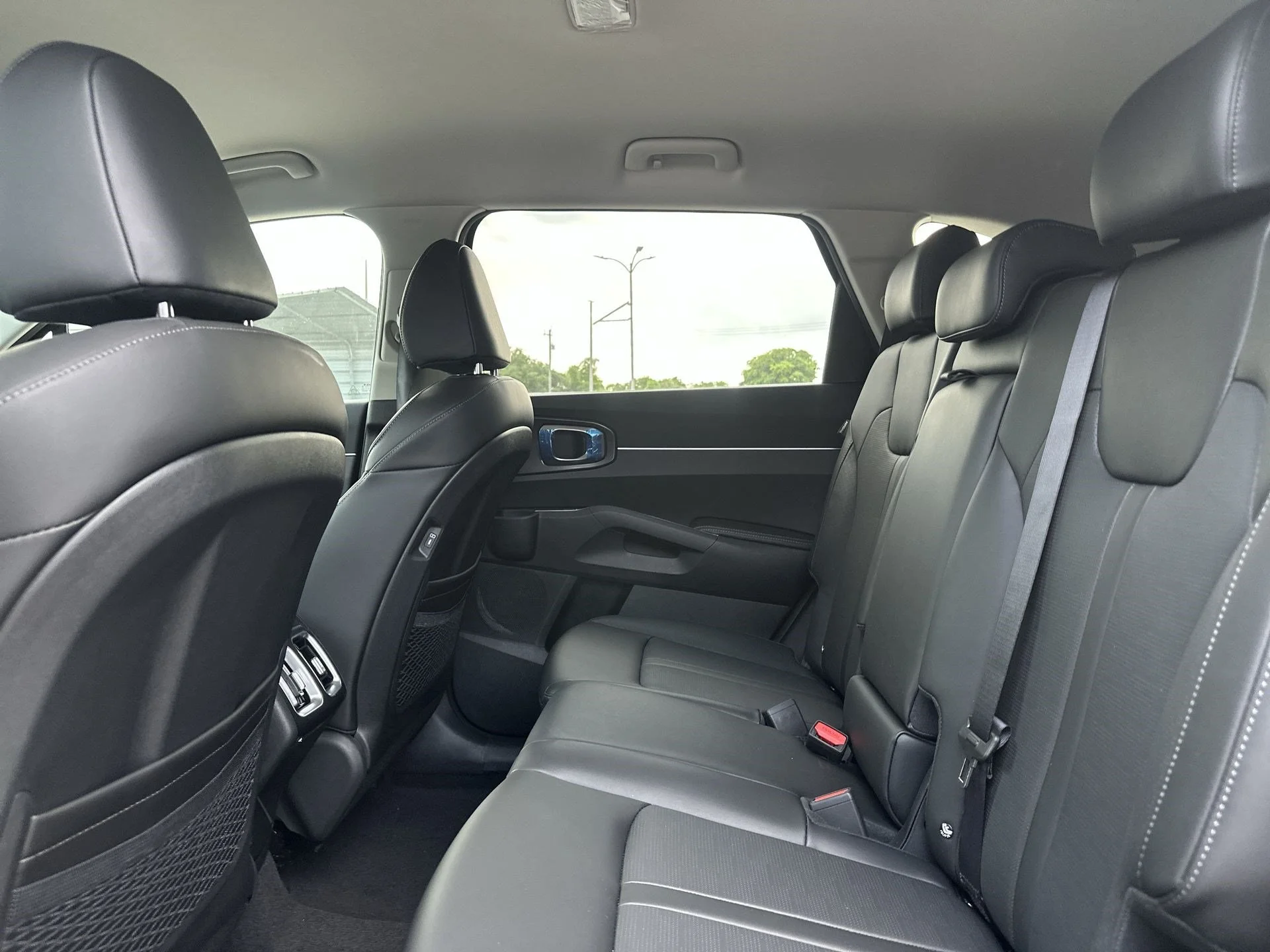 New 2026 Ebony Black Kia S image 22