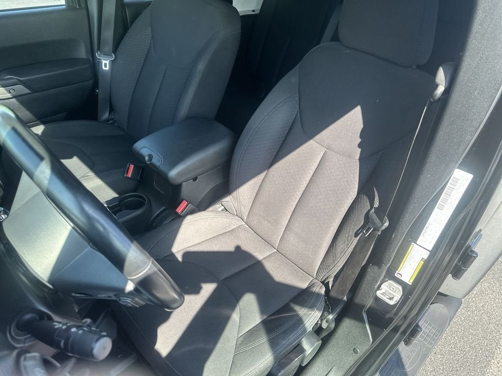 Used 2014 Black Jeep Unlimited Sport image 17