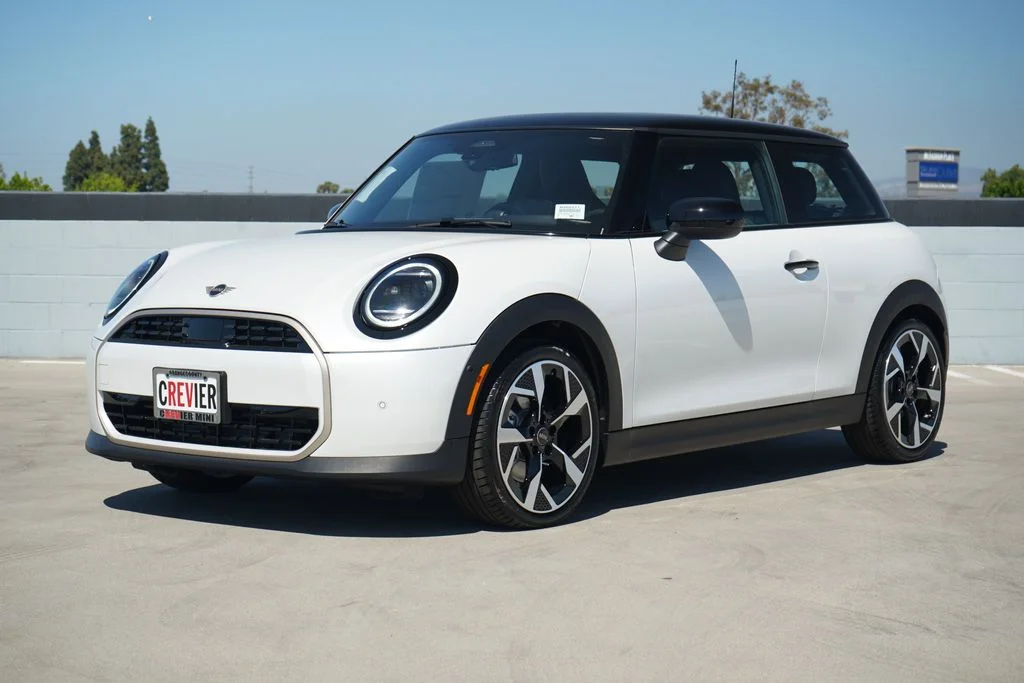 2026 MINI Hardtop's photo
