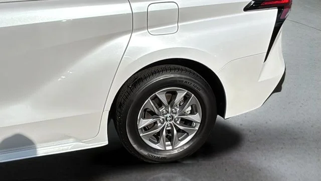 Used 2023 Beige Toyota XLE image 35