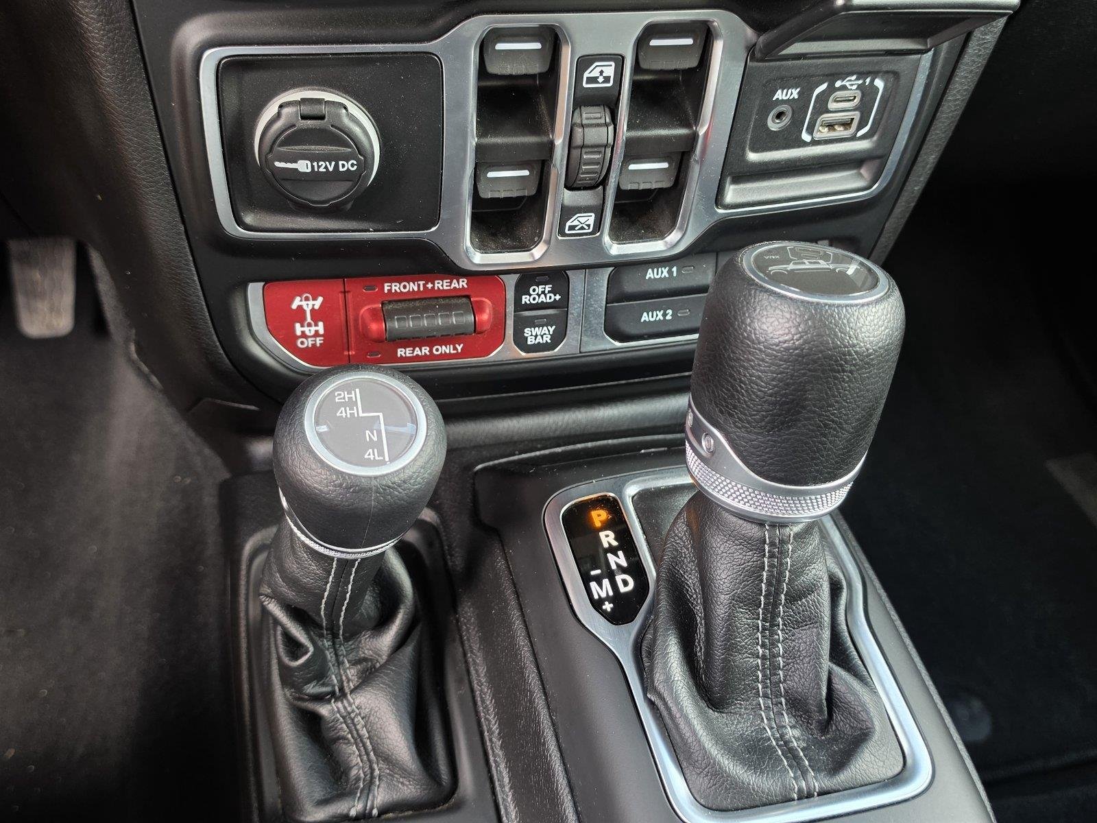 Used 2026 Bright White Clearcoat Jeep Rubicon image 32
