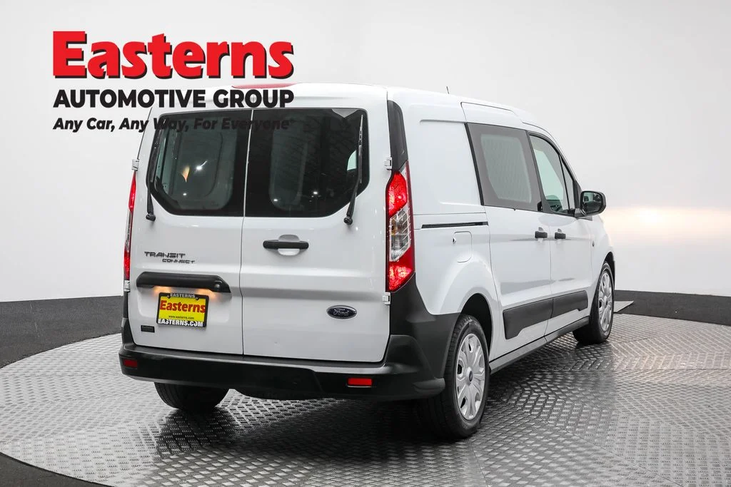 Used 2021 White Ford XL image 5