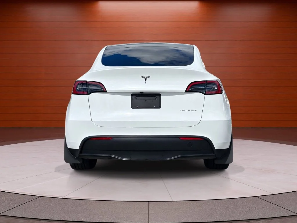 Used 2023 Pearl White Multi-Coat Tesla Long Range image 3