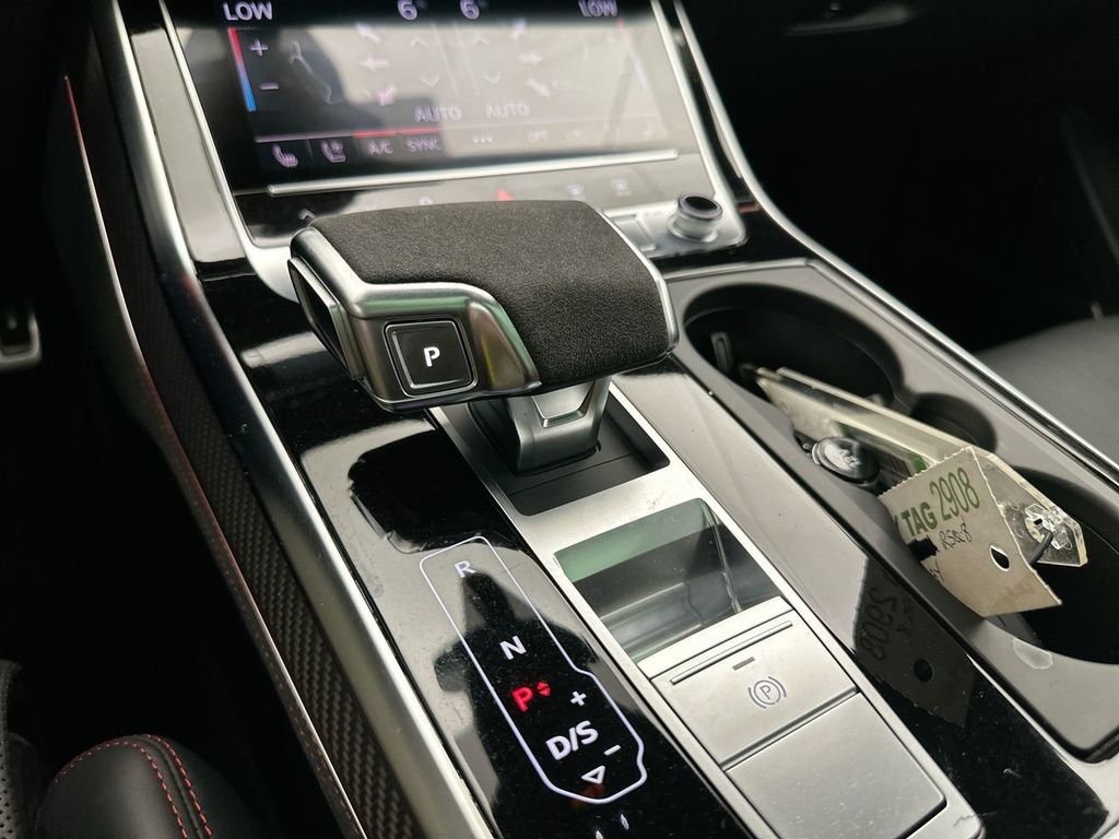 Used 2023  Audi 4.0T image 24