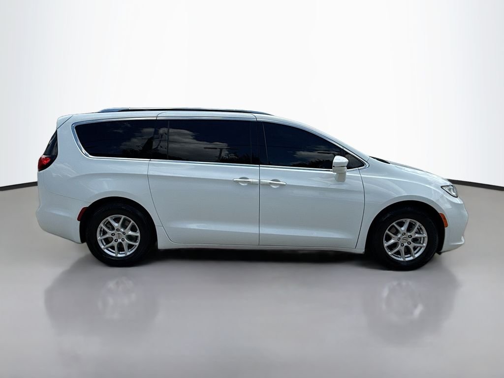 Certified Used 2021 Bright White Clearcoat Chrysler Touring L image 8