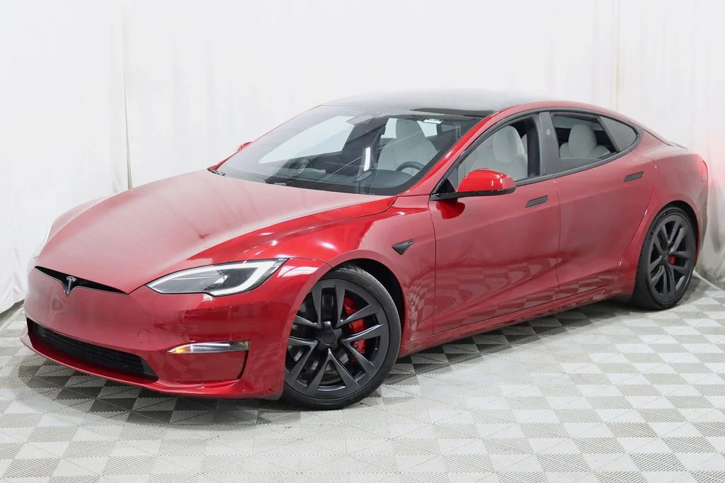 Used 2023 Red Tesla Plaid image 7