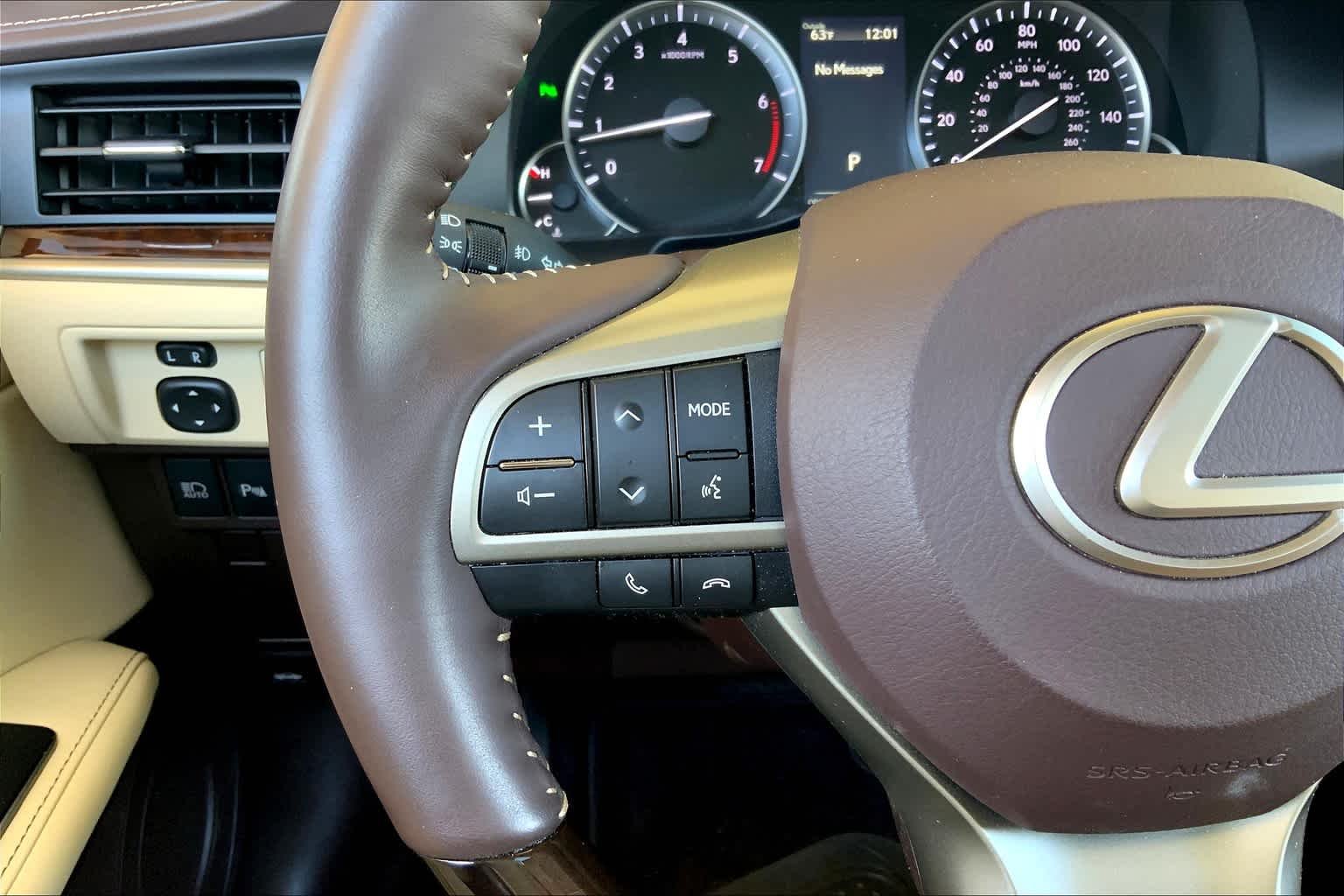 Used 2018 Matador Red Mica Lexus  image 24