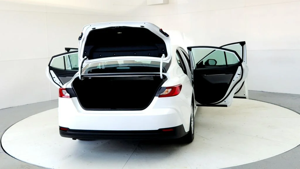 Used 2025 White Toyota LE image 11