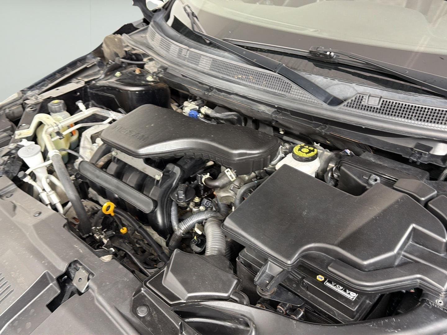 Used 2022 Magnetic Black Pearl Nissan SV image 12