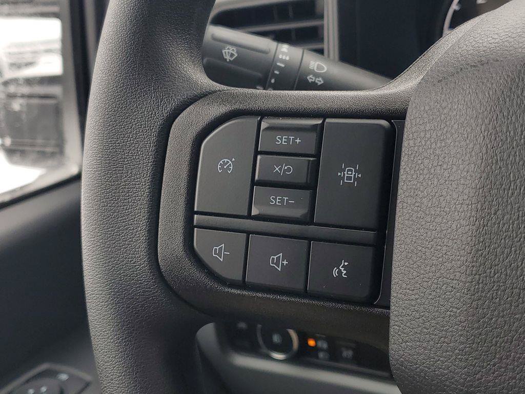 New 2026 Oxford White Ford F-450® XL image 12