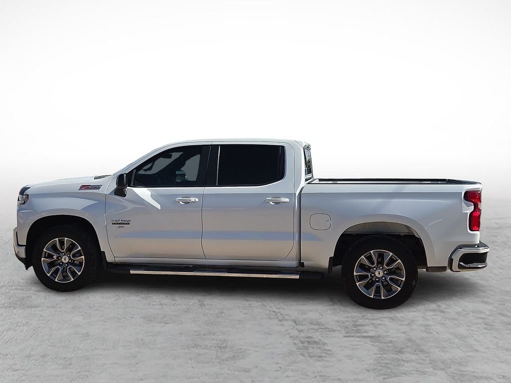 Used 2020 Iridescent Pearl Tricoat Chevrolet RST image 6