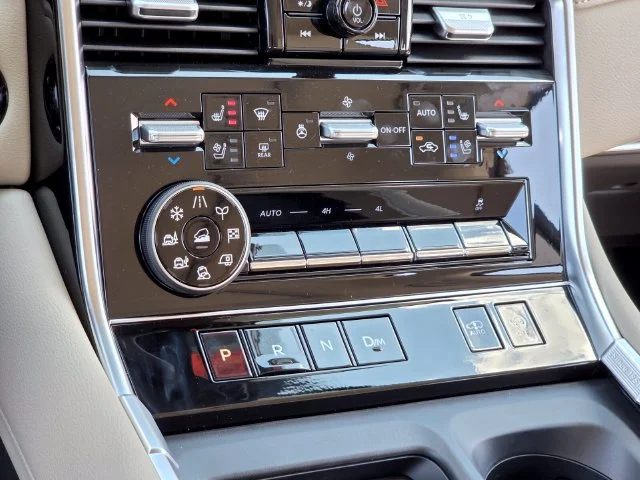 New 2026 Alpine Metallic Nissan Platinum Reserve image 20