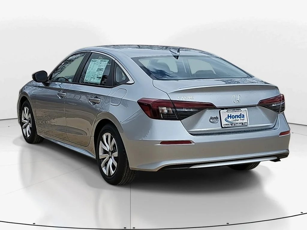 Used 2026 Solar Silver Metallic Honda LX image 5