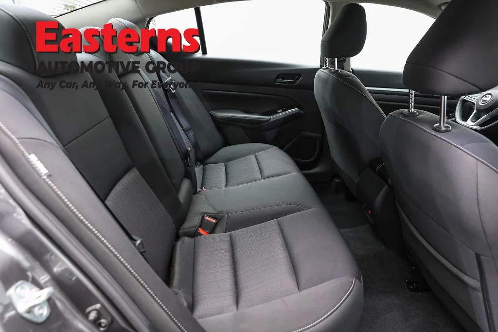 Used 2023 Gray Nissan 2.5 SV image 23