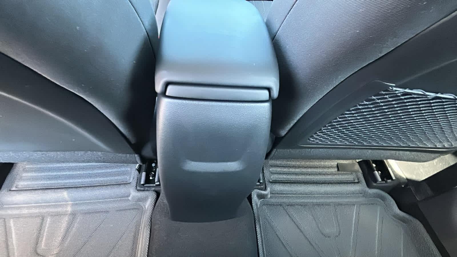 New 2026 Shimmering Silver Hyundai SE image 55
