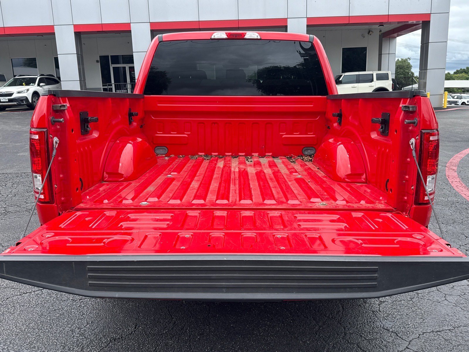 Used 2016 Red Ford  image 11