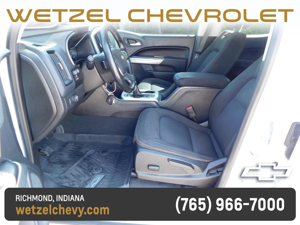 Used 2022 White Chevrolet LT image 16