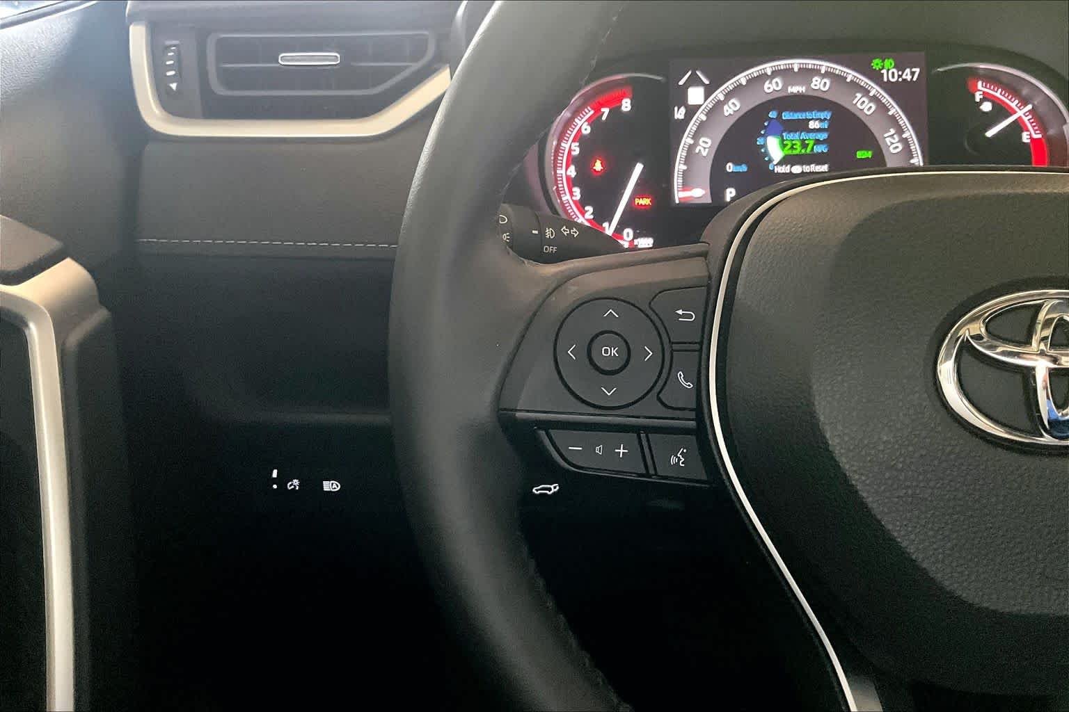 Used 2024 Magnetic Gray Metallic Toyota XLE Premium image 22