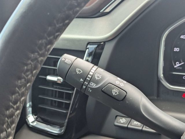 Used 2023 Pacific Blue Metallic GMC Denali image 28